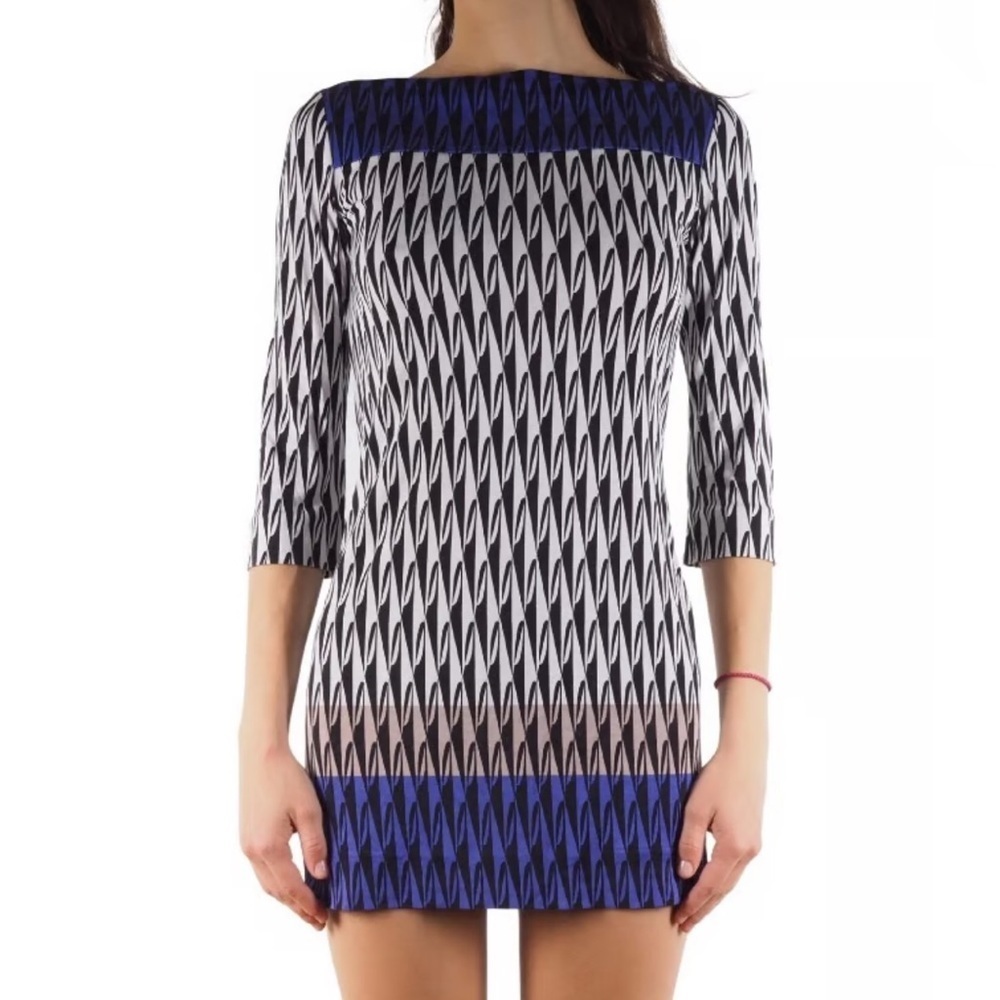 Diane Von Furstenberg Ruri 100% silk Mini Dress Geo pattern Size 2 whimsygoth